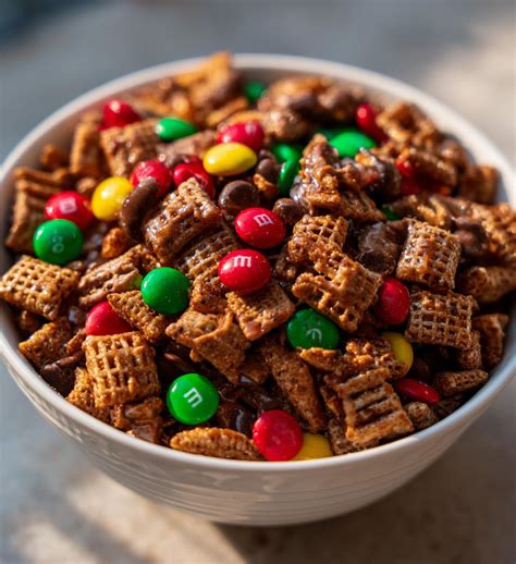 Christmas Puppy Chow: 5 Festive Steps to Joyful Munching - Wilingga Recipes