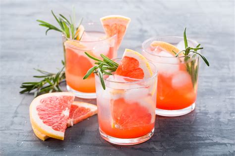 Pink Grapefruit Gin Cocktails | Gin Cocktails