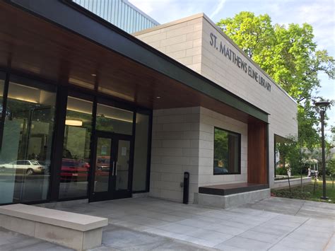 Eline outside - City of St Matthews