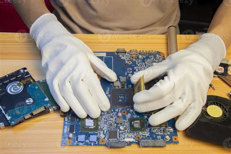 Computer Repair and Maintenance 的图像结果
