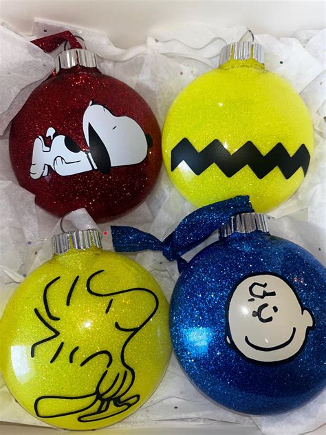 Custom Made Charlie Brown Ornament Set - Etsy