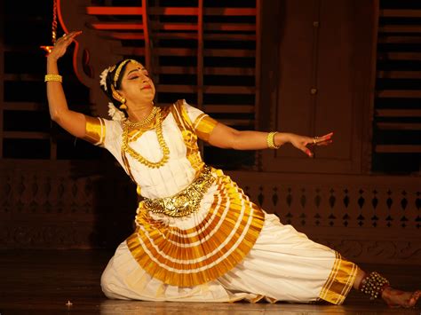 10 enthralling dance forms in India!
