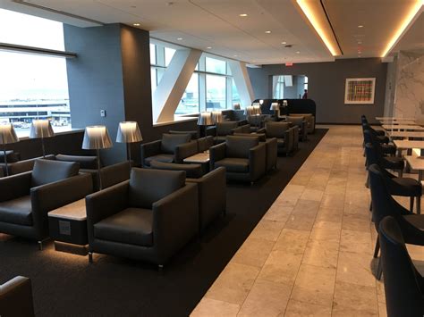 Review: United Polaris Lounge San Francisco | Testbericht