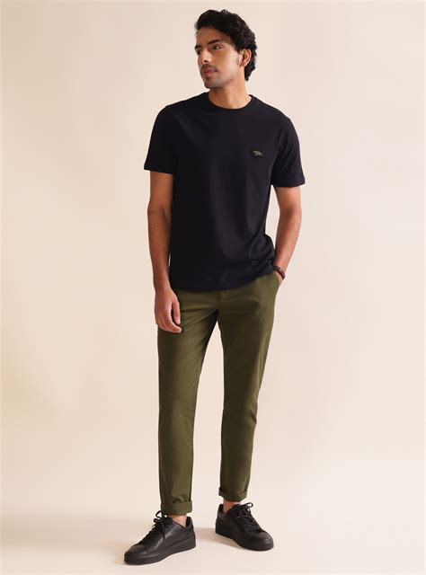 Buy Black Spider Crew | Casual Black Solid Knitwear for Men Online ...