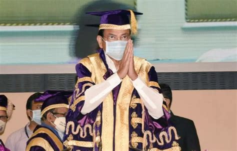 Vice President attends convocation of UCMS Delhi