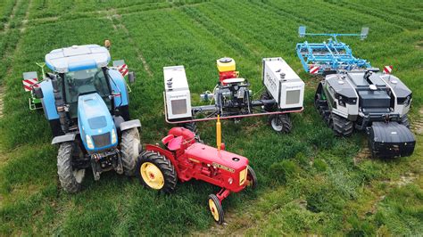 Robot Tractor 的图像结果