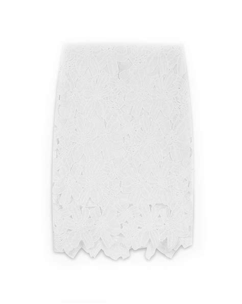 Summer Whites For The Win! | Grazia India