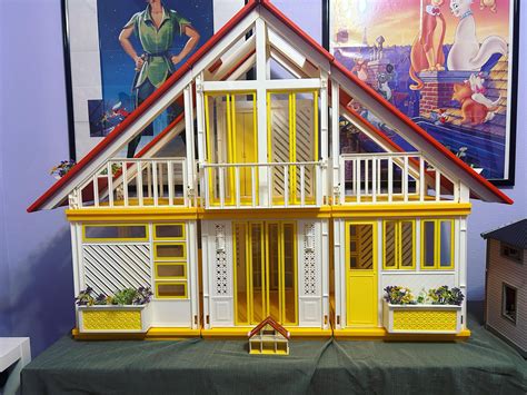 I went from 1:16 scale lundby to 1:6 scale Barbie! Ready to have fun ...