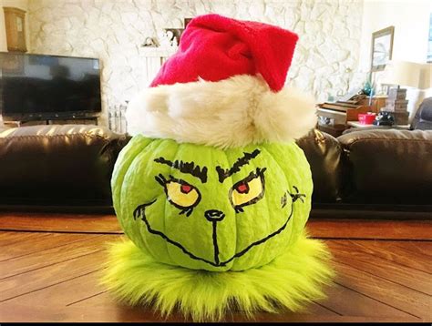 painted grinch pumpkin