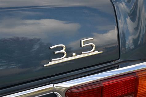 Classic Park Cars | Mercedes-Benz 280 SE 3.5 V8
