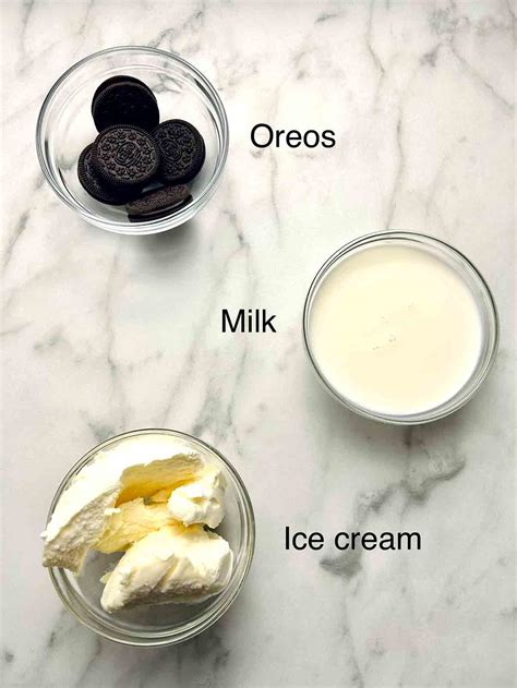 Baskin Robbins Oreo Milkshake