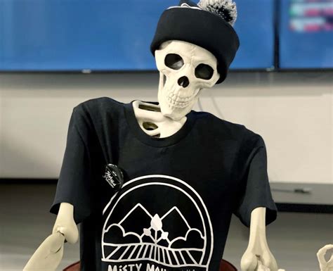 Misty Mountain Shop Ad - Shop Misty Mountain