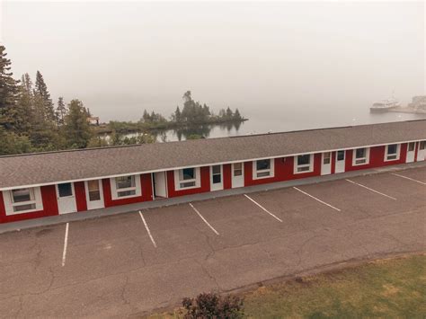 The Lakefront — The Bella Vista Motel