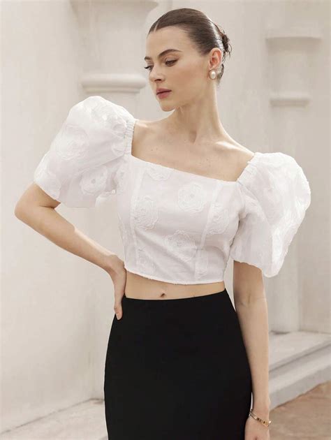 Aveloria Rosie White Floral Embroidered Puff Sleeve Gathered Waist Cut ...