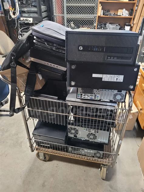 Misc computers, no hard drives or cables, hp 600 g1 towers, 6 dell ...