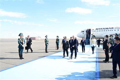Acting President and SSPC Chairman of the Republic of the Union of Myanmar Senior General Min ... - president of myanmar