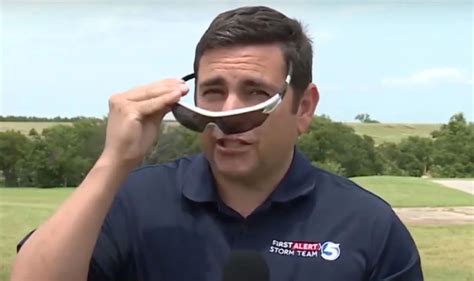 Photokeratitis aka Sunburned Eyes, Expert Explains Dangers of Sun Exposure