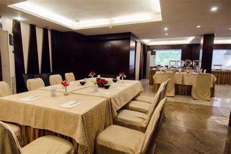 Roland Hotel - Venue - Ballygunge - Weddingwire.in