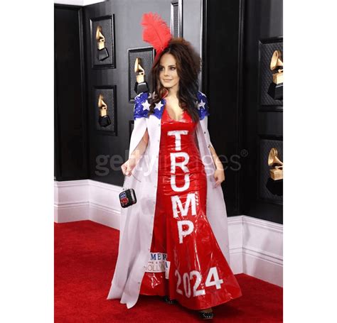 LEAK: Lana Del Rey's dress for the 2023 GRAMMYS : r/popheadscirclejerk