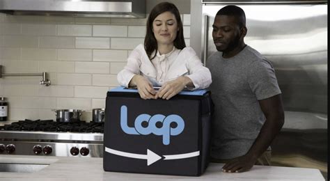 New Delivery Service To Deliver Goods And Return To Pick Up The ...