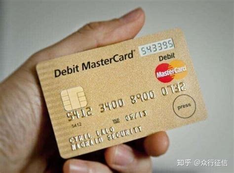 首次申请信用卡，网申和柜台该怎么选择？ - 知乎