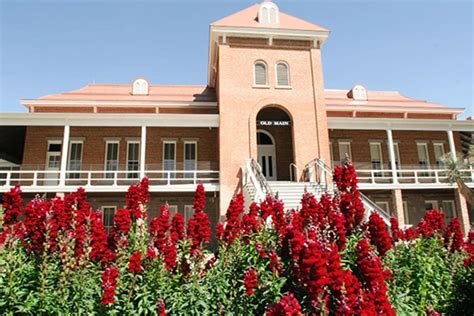 What is URM for Law School? What to Know in 2026 | Leland