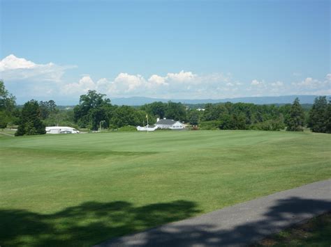 Mimosa Hills Country Club – Tiger Golf Traveler