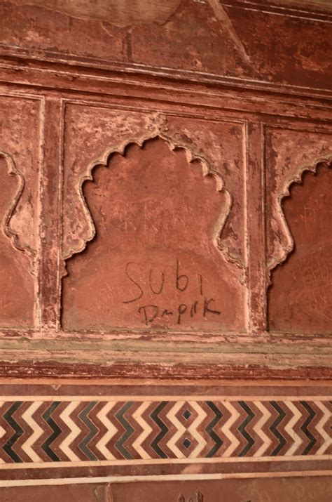 Taj Mahal People 的图像结果