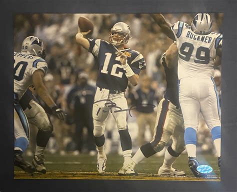 Charitybuzz: Tom Brady Signed Super Bowl XXXVIII Photo