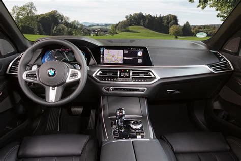 2022 BMW X5 Hybrid Interior Photos | CarBuzz