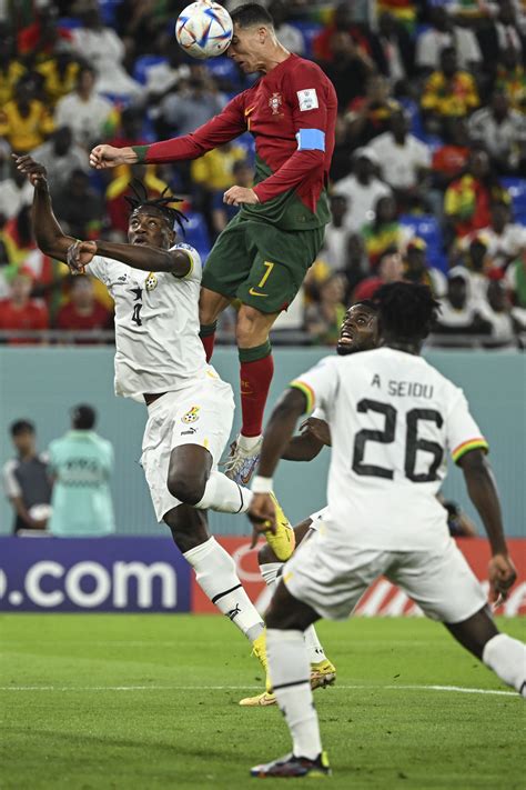 （卡塔尔世界杯）足球——H组：葡萄牙对阵加纳_腾讯新闻