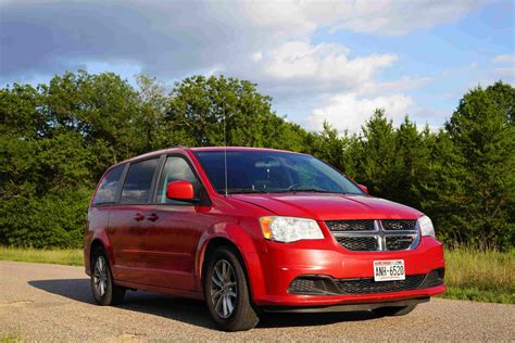 Dodge Caravan Insurance Cost, Rates & Quotes by Lemonade