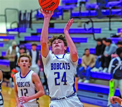 Elkins takes two from Berryville - Carroll County News