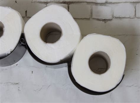 GardenMile Black Metal Caterpillar Wall Mounted Free Standing Animal ...