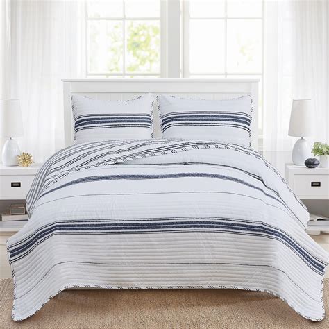 Amazon.com: Navy Striped Quilt Set Queen Size | Ultra Soft Lightweight ...