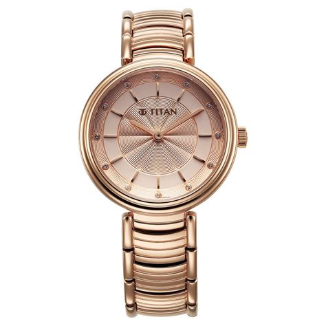 Titan Aura Quartz Analog Rose Gold Dial Rose Gold Stainless Steel Stra ...