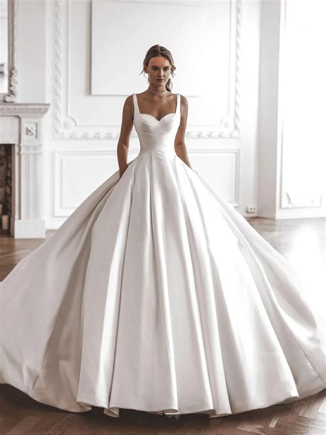 23 of the most beautiful corset corset back wedding dresses – Artofit