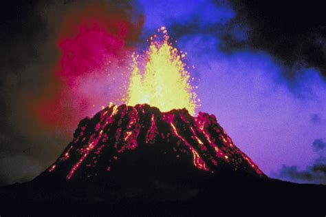 How to Make an Erupting Volcano Science Project for the 6th Grade ...