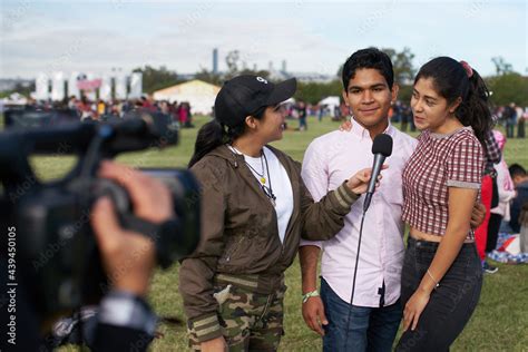 Interview Journalist 的图像结果