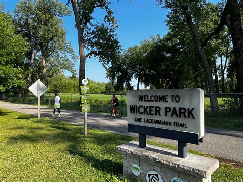 Wicker Memorial Park | Visitor Guide & Map | Wanderthecity