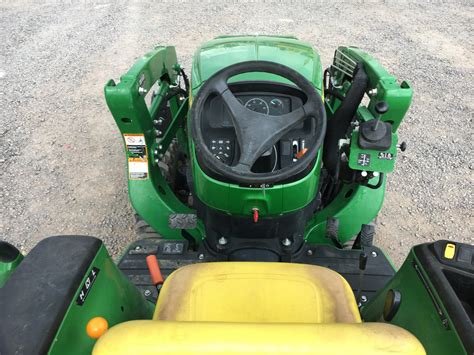 TRACTOR JOHN DEERE 3038E - Venta de Maquinaria Wiebe