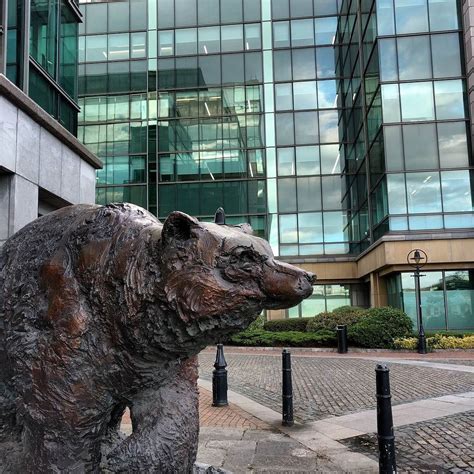 #corporate #bear in #dublin #statuesofdublin