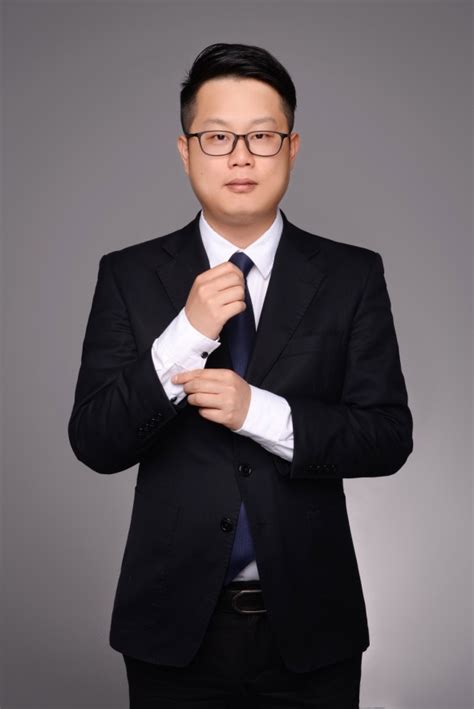冯勇 - 律师简介 - 湖州律师协会官方网站