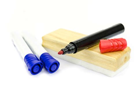 Best Dry Erase Markers for the Studio, Classroom, and Office