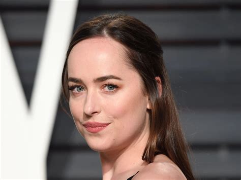 Dakota Johnson senza frangia (FOTO) | CultWeb.it