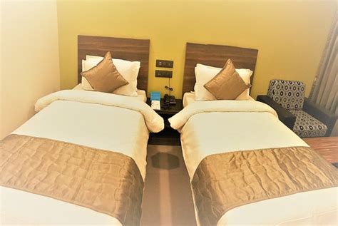 GENX SURAT BY 1589 HOTELS (Gujarat) - Hotel Reviews & Photos - Tripadvisor