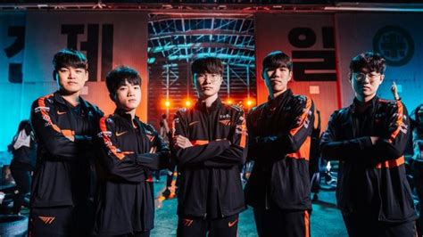 Oner extends contract with T1 until 2024 in 2023 | League of legends ...