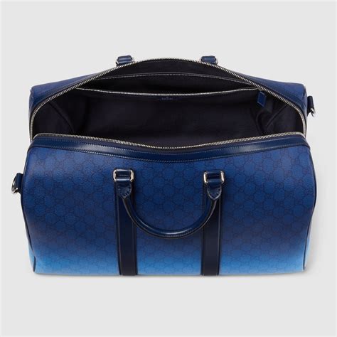 Borsone Gucci Chroma misura media in tessuto blu sfumato | GUCCI® Italia