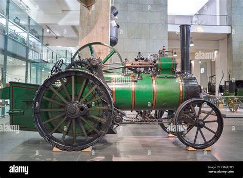 Victorian Model Steam Engine 的图像结果