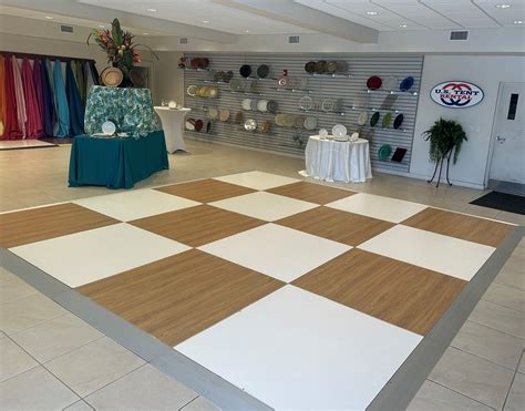 Pasadena Oak Wood Dance Floor – U.S. Tent Rental, LLC